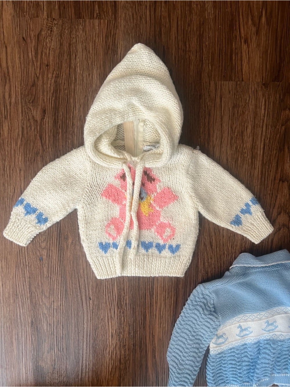 2 Vintage Blue and Cream Knit Baby Sweaters Set 6-9/9-12 - Picture 7 of 8